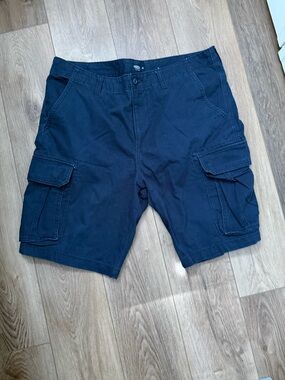 Old Navy Men's Dark Blue Cargo Shorts